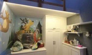 atyho.Rumah Gununganyar Tambak STRATEGIS, Modern, Full furnished