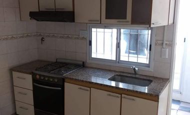 Duplex 3 Amb. al Frente