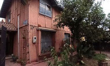 Casa en Venta en Venta Casa esquina independiente, gran terreno 3H 3B 2E El Alba, Puente Alto