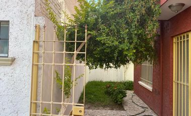 CASA  EN  VENTA  CENTRO LERDO DGO.