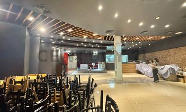 ARRIENDO LOCAL COMERCIAL PARQUE TITANIUM