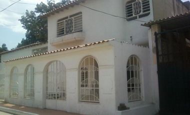 casa-local en venta en loa patios, piza real. Cod V1310