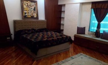 2BR Condo For Rent/Lease 2 Bedrooms in Hidalgo Place Rockwell Makati City
