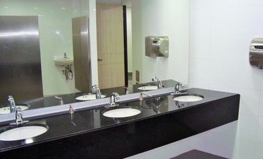 oficina en venta en nou centro empresarial. Cod V1004245