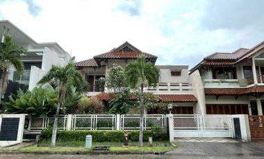 Rumah Mewah Hitung Tanah Surabaya Barat Dekat Darmo Satelit, Kupang Indah, Sukomanunggal