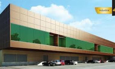 Se vende o alquila galera en milla 8 de 1603 mts