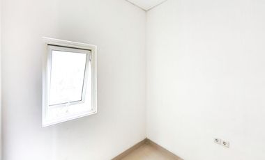 Rumah 10 Menit ke Gerbang Tol Serpong  Siap Huni Dibantu KPR J-48764