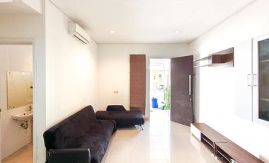 Rumah 10 Menit ke Gerbang Tol Serpong  Siap Huni Dibantu KPR J-48764