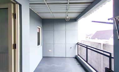 Rumah 10 Menit ke Gerbang Tol Serpong  Siap Huni Dibantu KPR J-48764