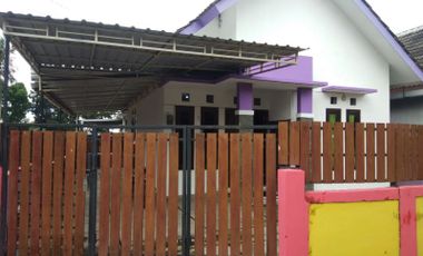Rumah minimalis area jl kabupaten km 3 dalam ringroad Trihanggo, Gamping, Sleman