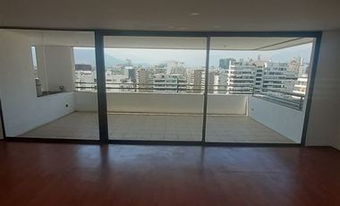 Departamento en venta de 3 dorm. en Vitacura