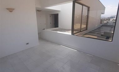 Departamento en venta de 3 dorm. en Vitacura