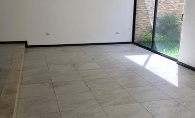 CASA EN RENTA EN  LOMAS DE ANGELOPOLIS PUEBLA $18,000