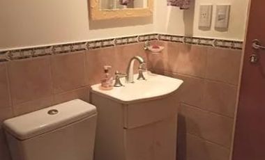 Duplex en venta en Villa Luzuriaga