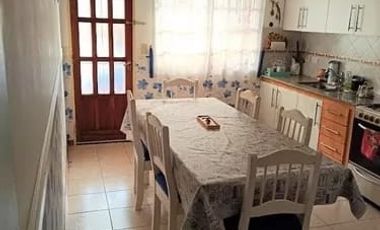 Duplex en venta en Villa Luzuriaga