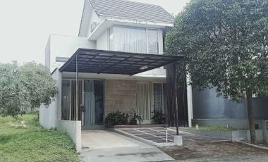 DIJUAL rumah di Woodland Citraland - Surabaya barat