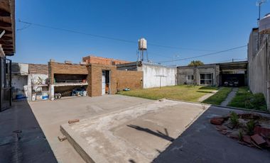 VENTA/PERMUTA - Casa - 1 dormitorio - Quincho - Arroyo Seco, Santa Fe.