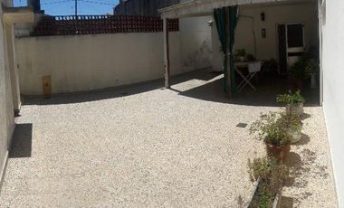 Casa en venta en Quilmes Centro