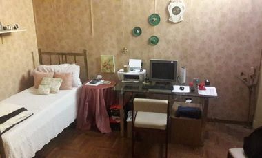 Casa en venta en Quilmes Centro