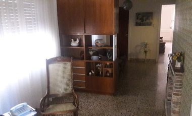 Casa en venta en Quilmes Centro