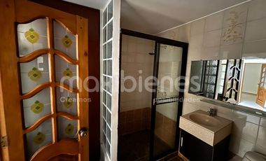 casa en arriendo en las asturias. Cod A65071