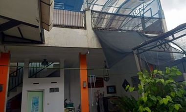 Rumah Bagus 2 Lantai Strategis Siap Huni dekat Pasar Atas di Cimahi Tengah