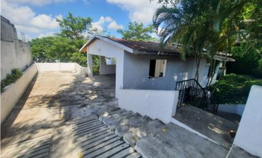 Casa en venta en Col. Monte Alegre, Tampico Tamps.