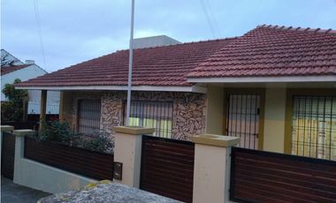 chalet 4 ambientes colinas de peralta ramos RECICLADO