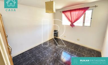 #VentaRUKAN | Casa de 3 Ambientes + 2 Departamentos | Barrio VISTA HERMOSA | Calle CABO 1º BENITEZ | Caleta Olivia.-
