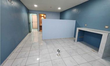 Local comercial en RENTA planta baja frente a Secretaria de cultura  x