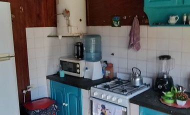 VENDO CASA EN QUEQUEN