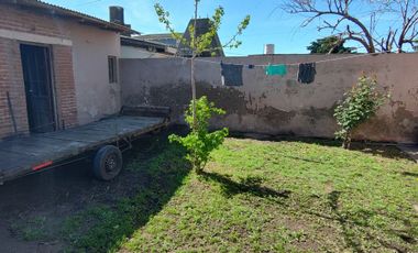 VENDO CASA EN QUEQUEN