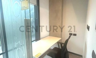 AMPLIA OFICINA EN ARRIENDO EN EXCLUSIVO SECTOR DE LA DEHESA