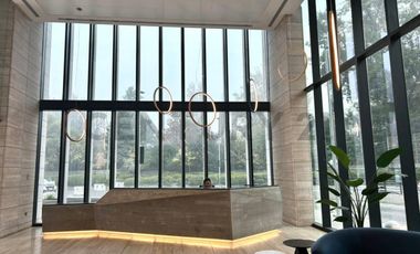 AMPLIA OFICINA EN ARRIENDO EN EXCLUSIVO SECTOR DE LA DEHESA