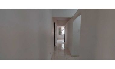 SE VENDE CASA 4 RECAMARAS + ESTUDIO CON TERRENO EN LAS CUMBRES