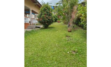 SE VENDE CASA 4 RECAMARAS + ESTUDIO CON TERRENO EN LAS CUMBRES
