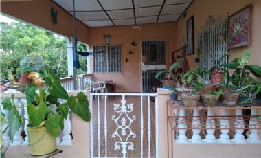 SE VENDE CASA 4 RECAMARAS + ESTUDIO CON TERRENO EN LAS CUMBRES