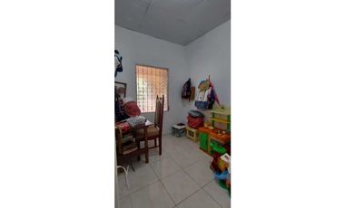 SE VENDE CASA 4 RECAMARAS + ESTUDIO CON TERRENO EN LAS CUMBRES