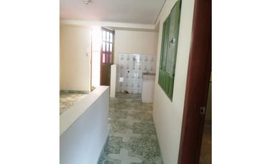 SE VENDE CASA COMERCIAL EN EL CENTRO DE ZIPAQUIR