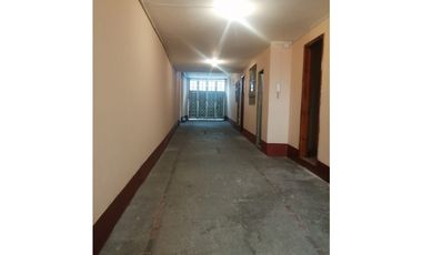 SE VENDE CASA COMERCIAL EN EL CENTRO DE ZIPAQUIR