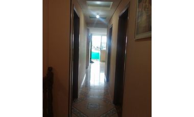SE VENDE CASA COMERCIAL EN EL CENTRO DE ZIPAQUIR