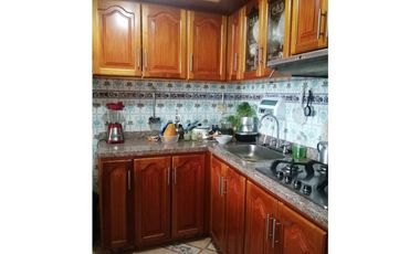 SE VENDE CASA COMERCIAL EN EL CENTRO DE ZIPAQUIR