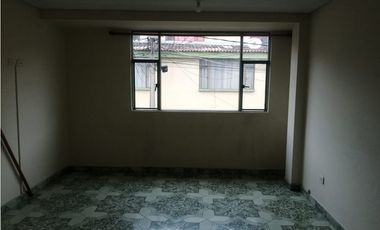 SE VENDE CASA COMERCIAL EN EL CENTRO DE ZIPAQUIR