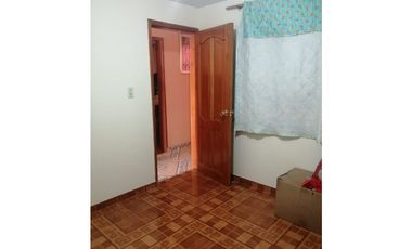SE VENDE CASA COMERCIAL EN EL CENTRO DE ZIPAQUIR