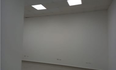 Se Alquilan 3 Oficinas Cinta Costera Amobladas desde 30 Mts $1,100,oo