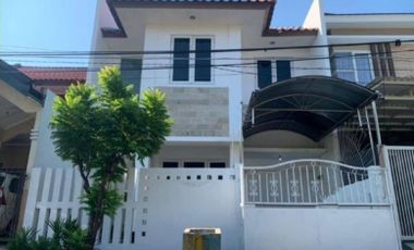 Jual Rumah Bagus Siap Huni di Manyar Jaya Praja Surabaya