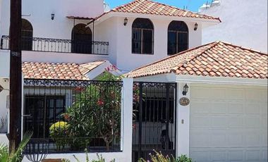 Casa en Fraccionamiento Sábalo Country Club