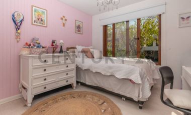 Hermosa Casa Condominio La Reina, Muy seguro!