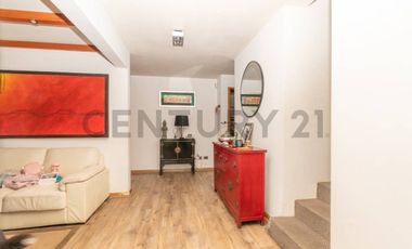 Hermosa Casa Condominio La Reina, Muy seguro!