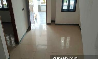 Rummah Murah Lokasi Strategis Dekat Mall di Taman Victoria Sentul City